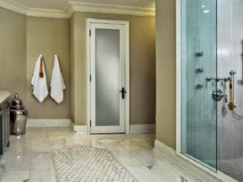 Những loại cửa toilet đẹp và có độ bền cao