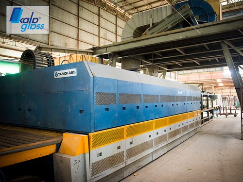 Ứng dụng công nghệ tôi kính đối lưu toàn phần trong sản xuất kính
